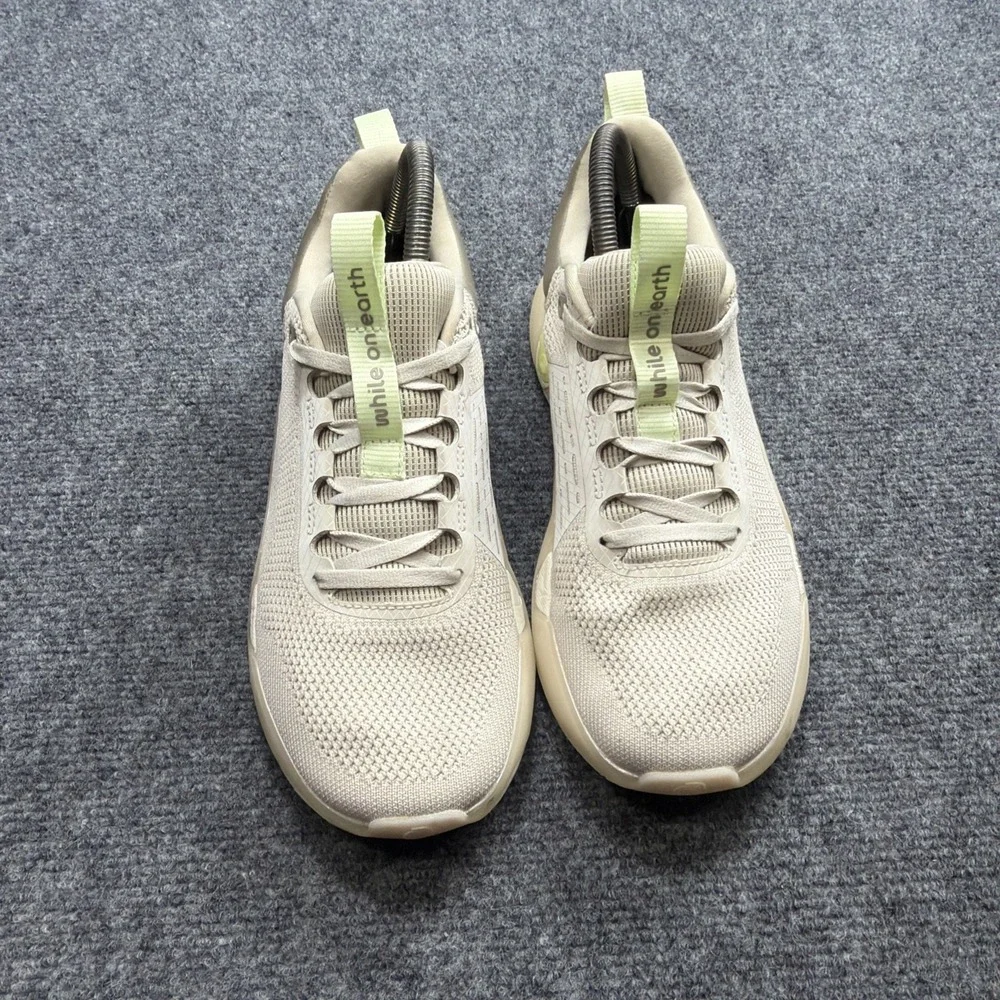 While on Earth Move Trainer Shoes Lace Up Low Top Athletic Sneakers M 6.5 W's 8